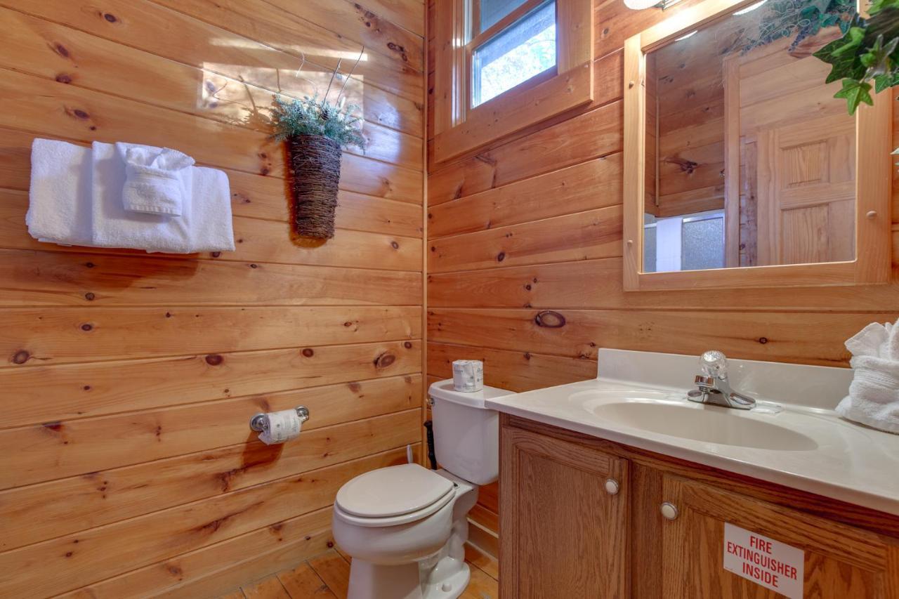 Wildwood Cove, 2 Bedrooms, Fireplace, Wifi, Jetted Tub, Hot Tub, Sleeps 6 Sevierville Ngoại thất bức ảnh